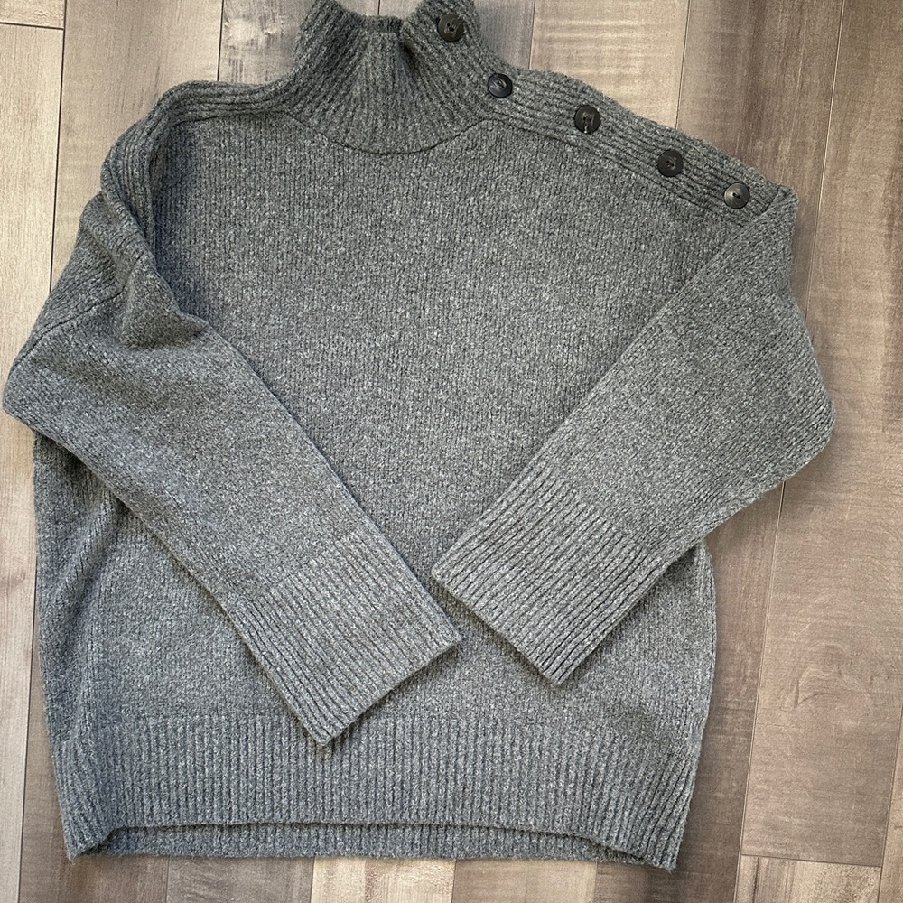 Abercrombie Gray Button-Shoulder Sweater